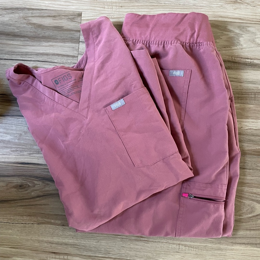Mauve Figs Scrubs